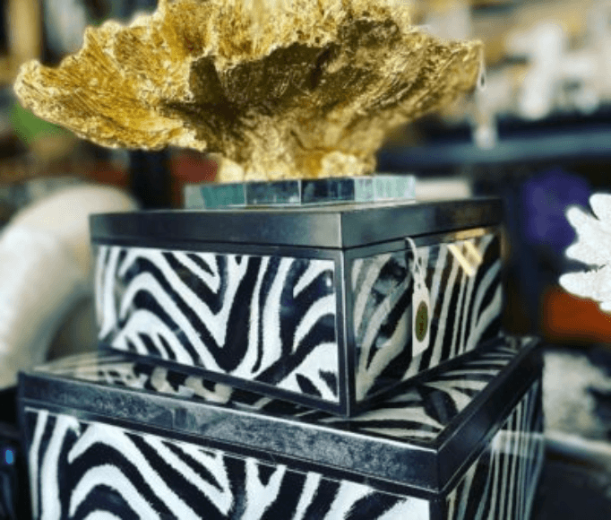 Jenny Robert Exclusive Decor: How To Use Black To Add Allure To Your Home