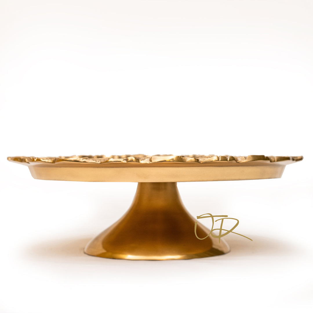 Cream Cake Stand Gucci