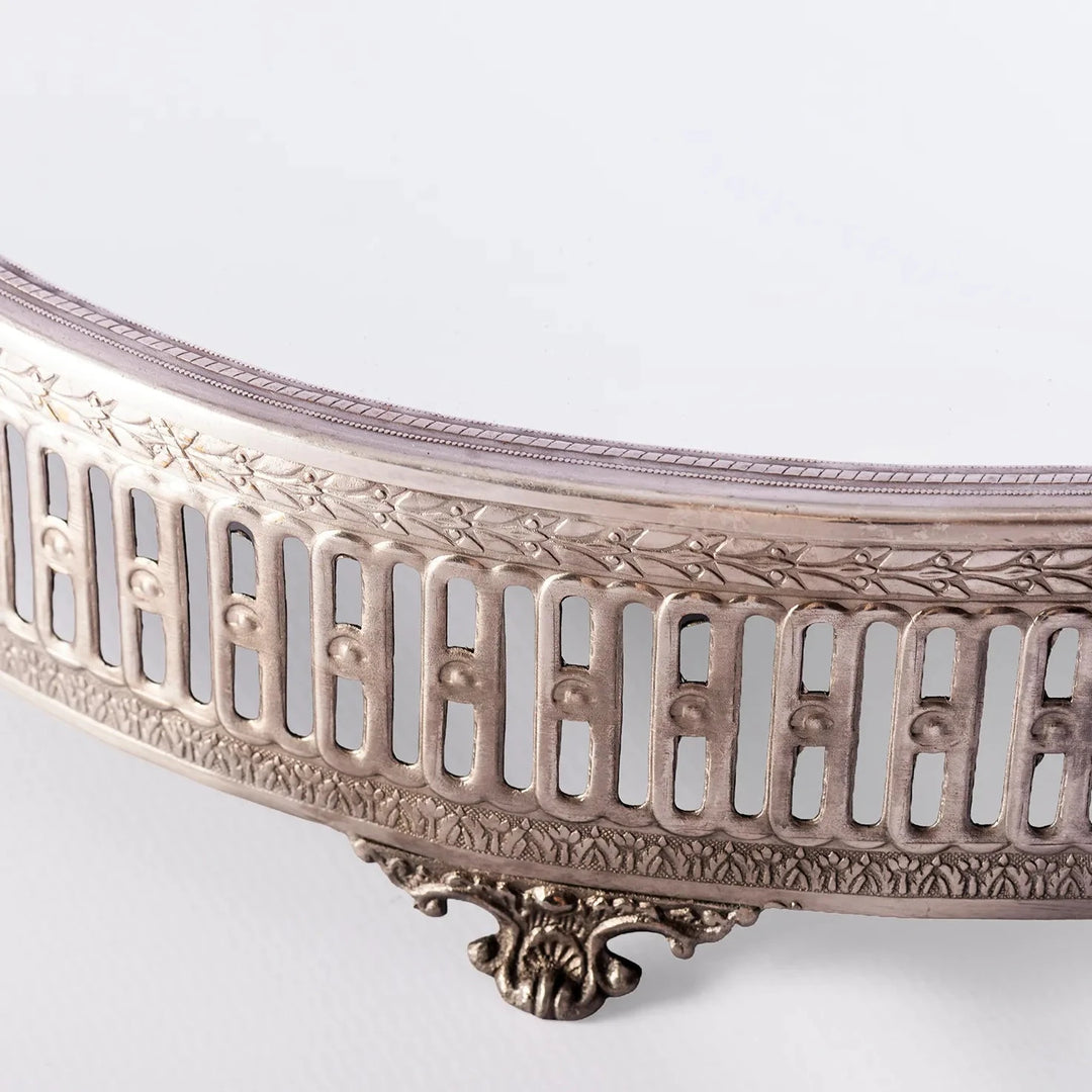 Pewter Oval Mirrored Trivet