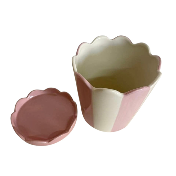 Italian Style Scallop Planters