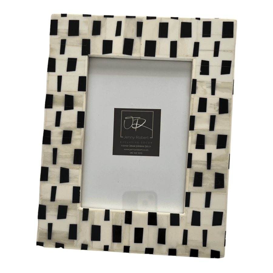 Photo Frame Bone Checkered (Black and Cream)